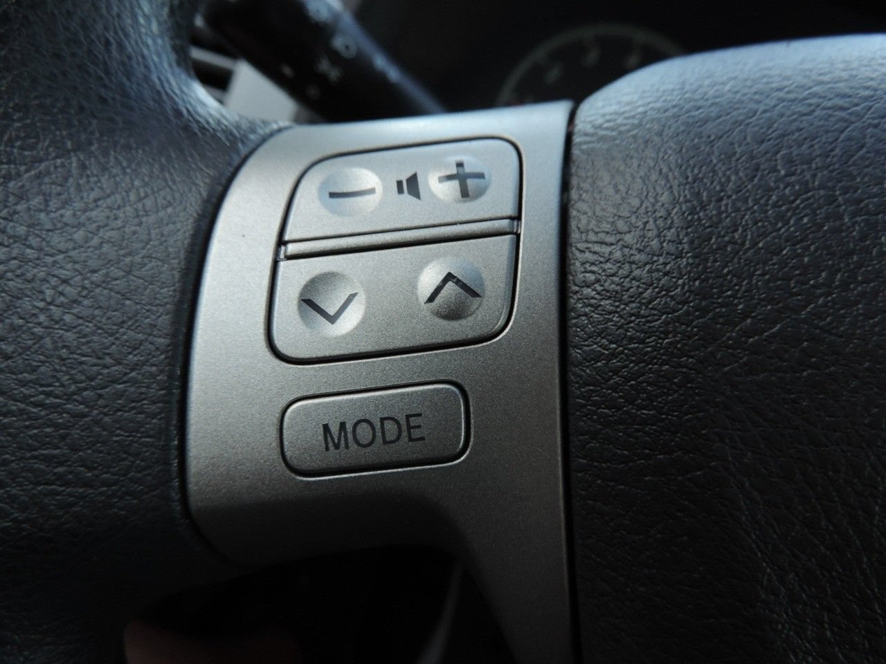 Used 2011 Toyota Corolla LE FWD image 26