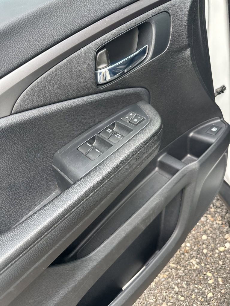 Used 2021 Honda Pilot EX image 11