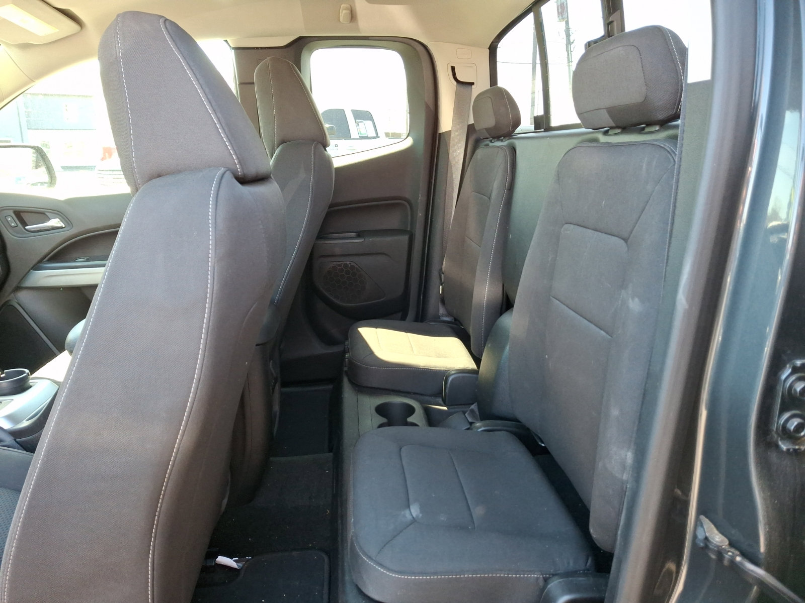 Used 2016 Chevrolet Colorado LT w/ LT Convenience Package AWD/4WD image 9