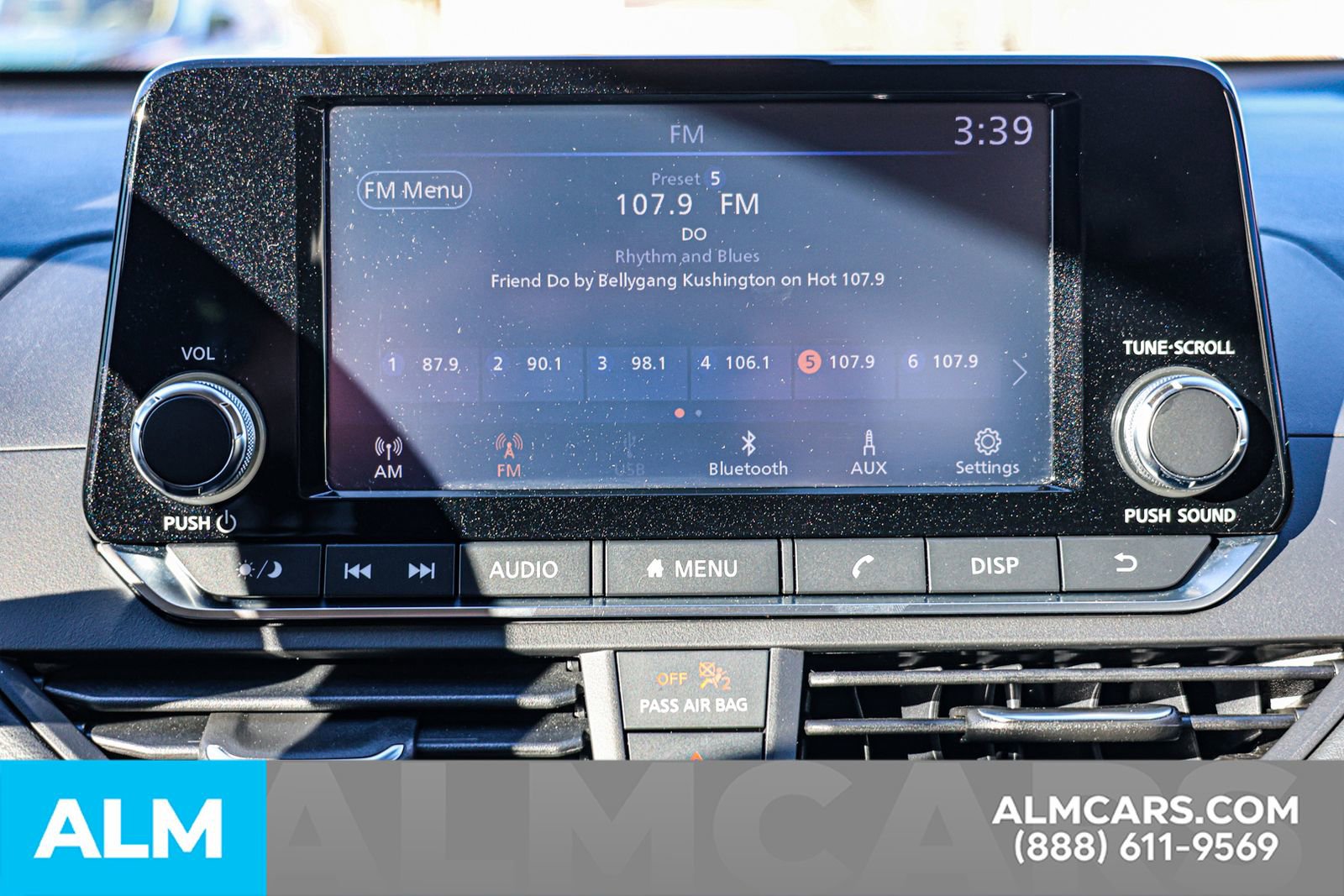 Used 2024 Nissan Altima 2.5 S image 34