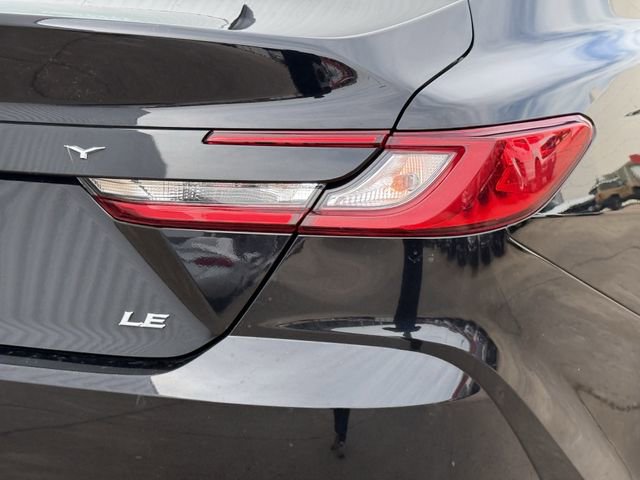 Used 2025 Toyota Camry LE image 7