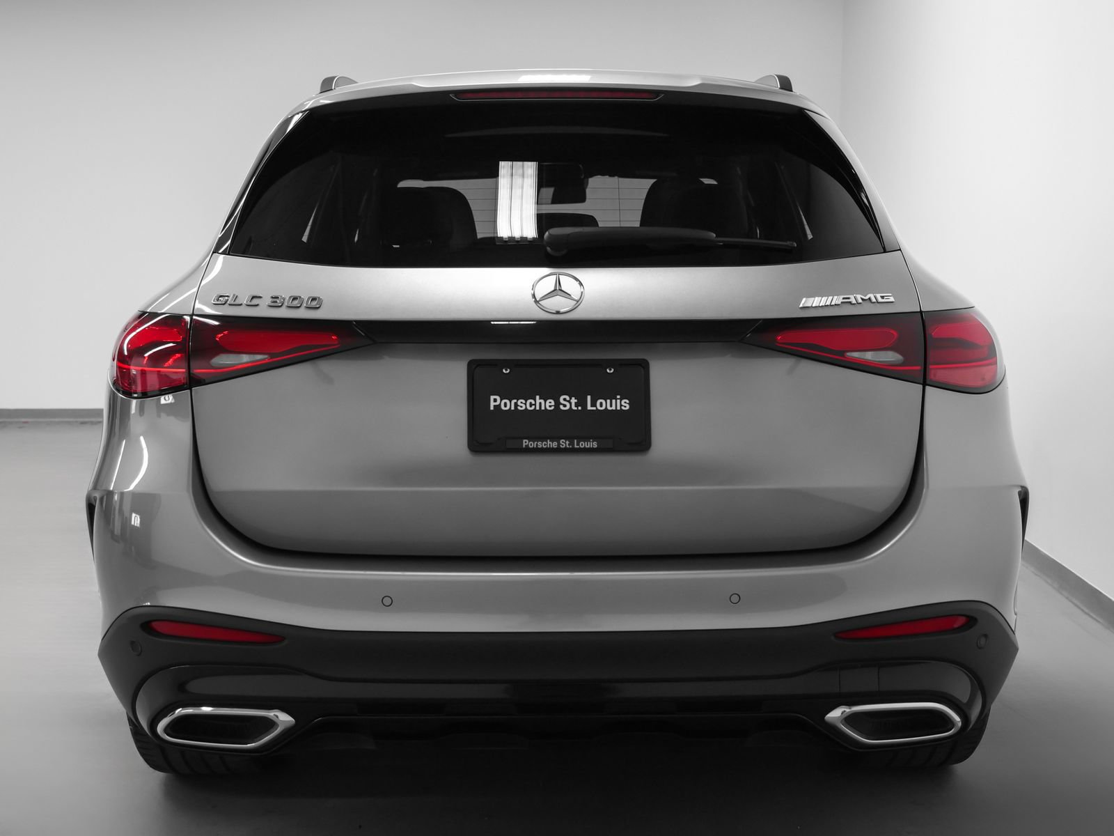 Used 2024 Mercedes-Benz GLC 300 image 11