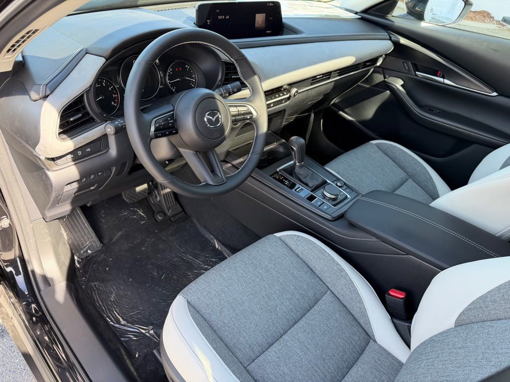 New 2026 MAZDA CX-30 Aire Edition image 2