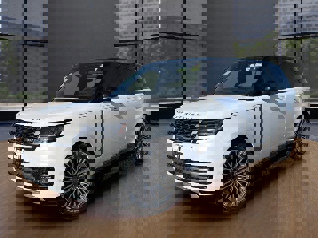 Used 2024 Land Rover Range Rover Long Wheelbase SE image 1