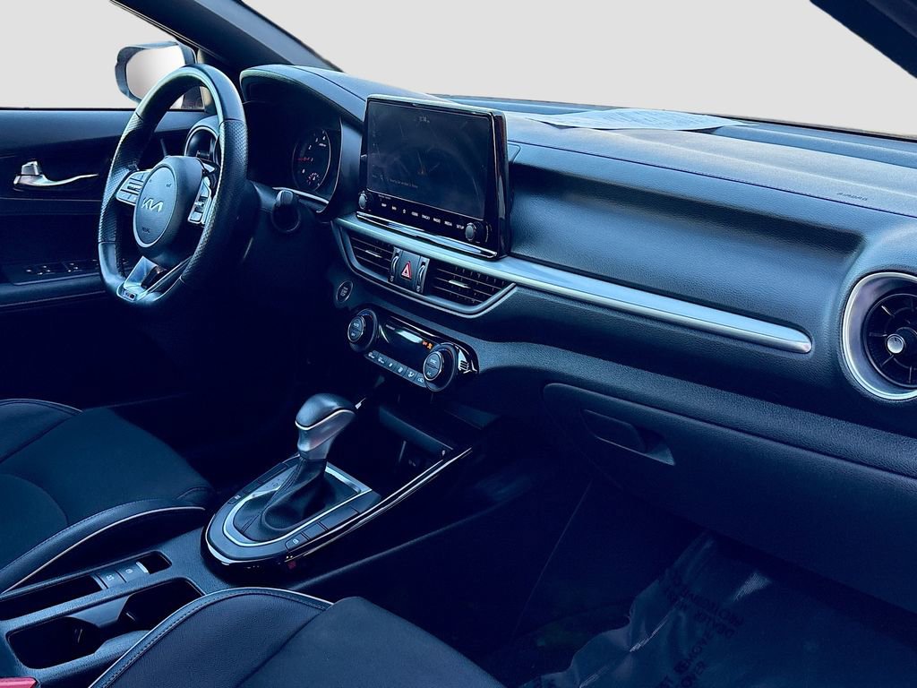 Used 2023 Kia Forte GT-Line w/ GT-Line Premium Package image 29