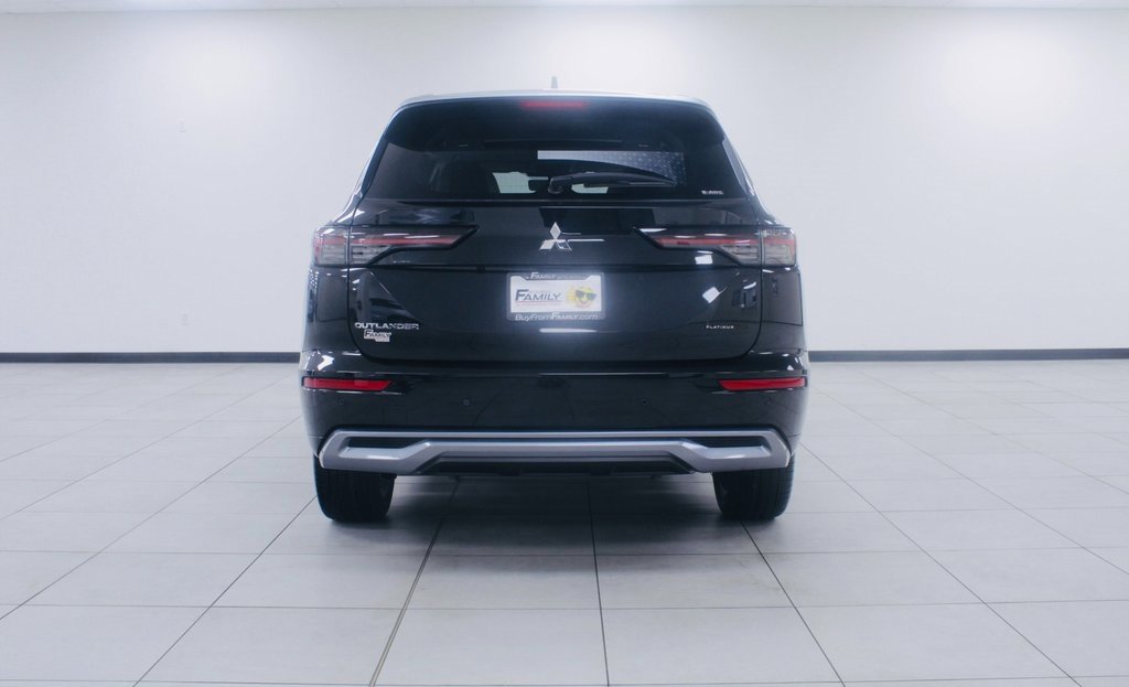 New 2025 Mitsubishi Outlander AWD image 23