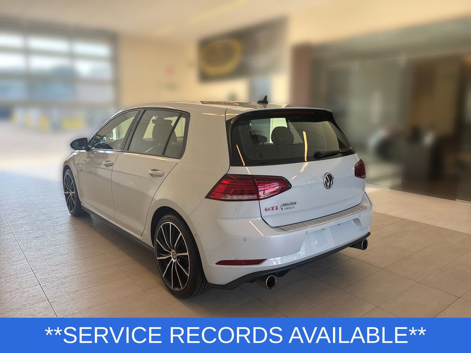 Used 2020 Volkswagen GTI Autobahn FWD image 2