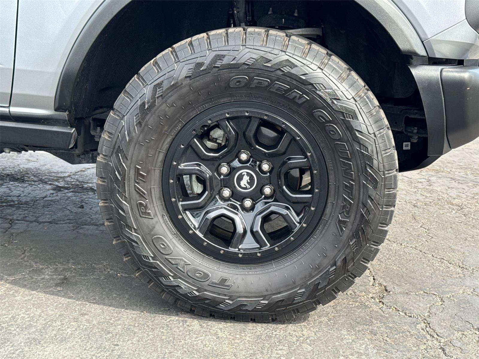 Certified 2022 Ford Bronco Badlands w/ Sasquatch Package image 6