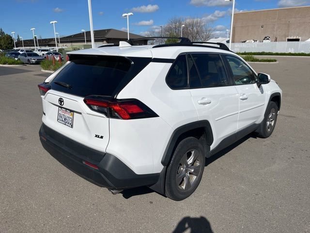 Used 2023 Toyota RAV4 XLE w/ Convenience Package image 5