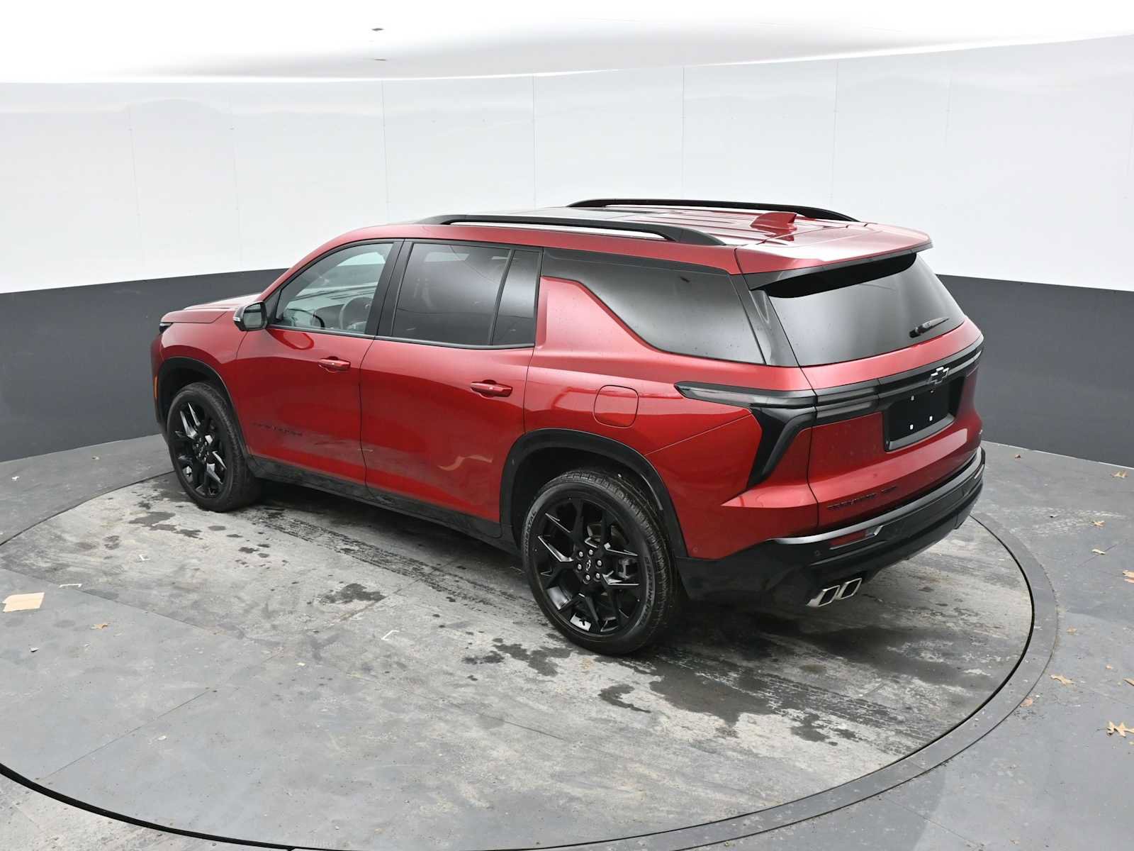 Used 2024 Chevrolet Traverse RS w/ LPO, Floor Liner Package AWD/4WD image 35