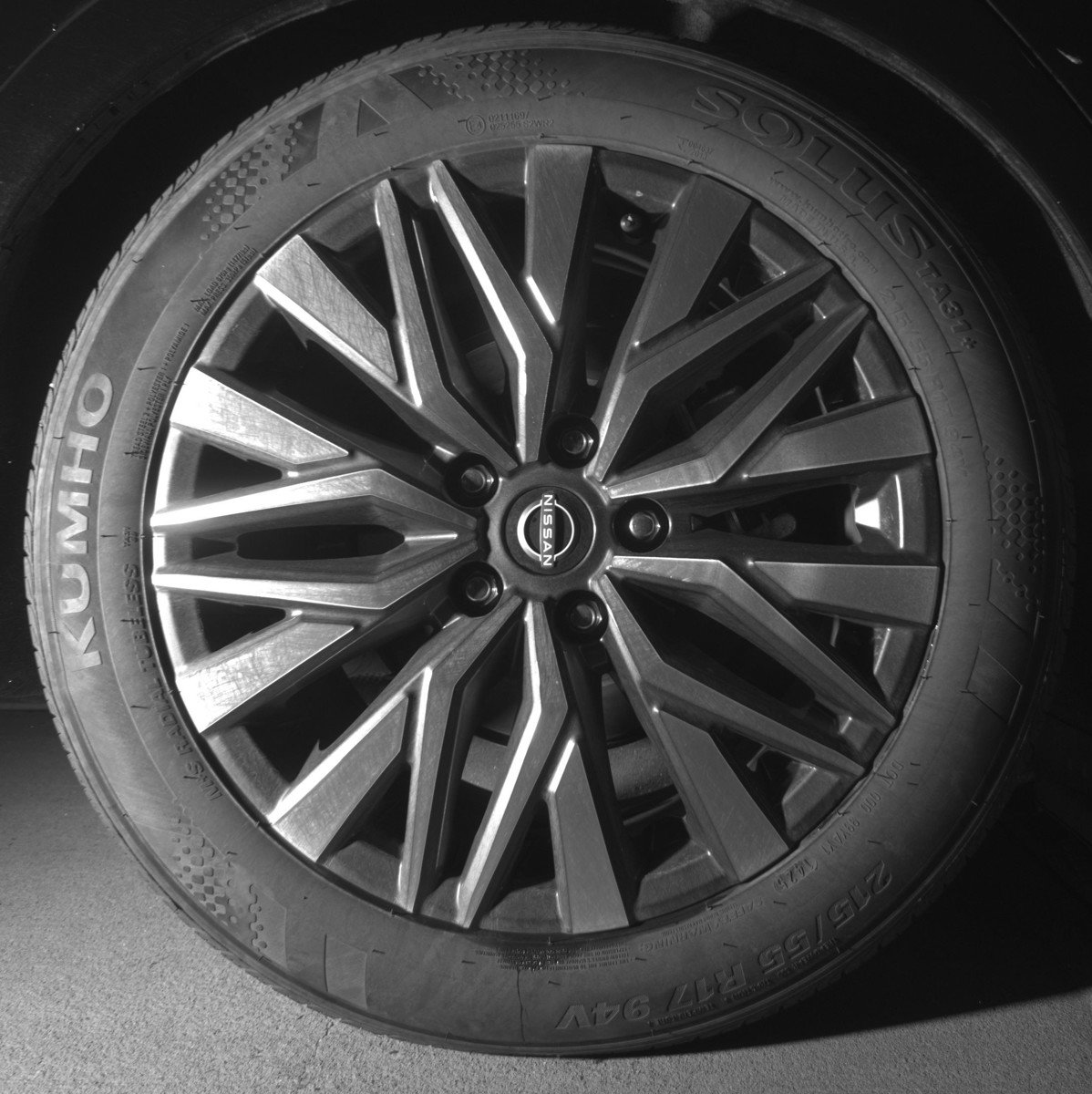 Used 2025 Nissan Altima 2.5 SV image 15