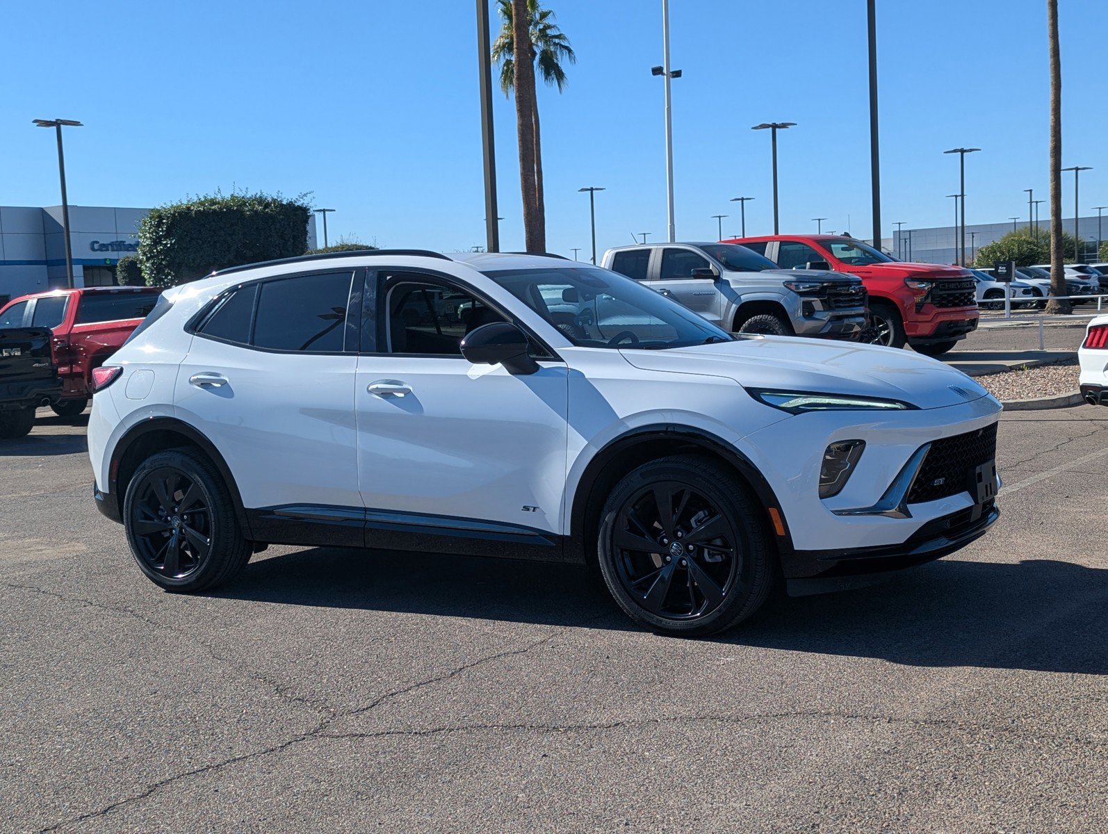 Certified 2025 Buick Envision Sport Touring image 8