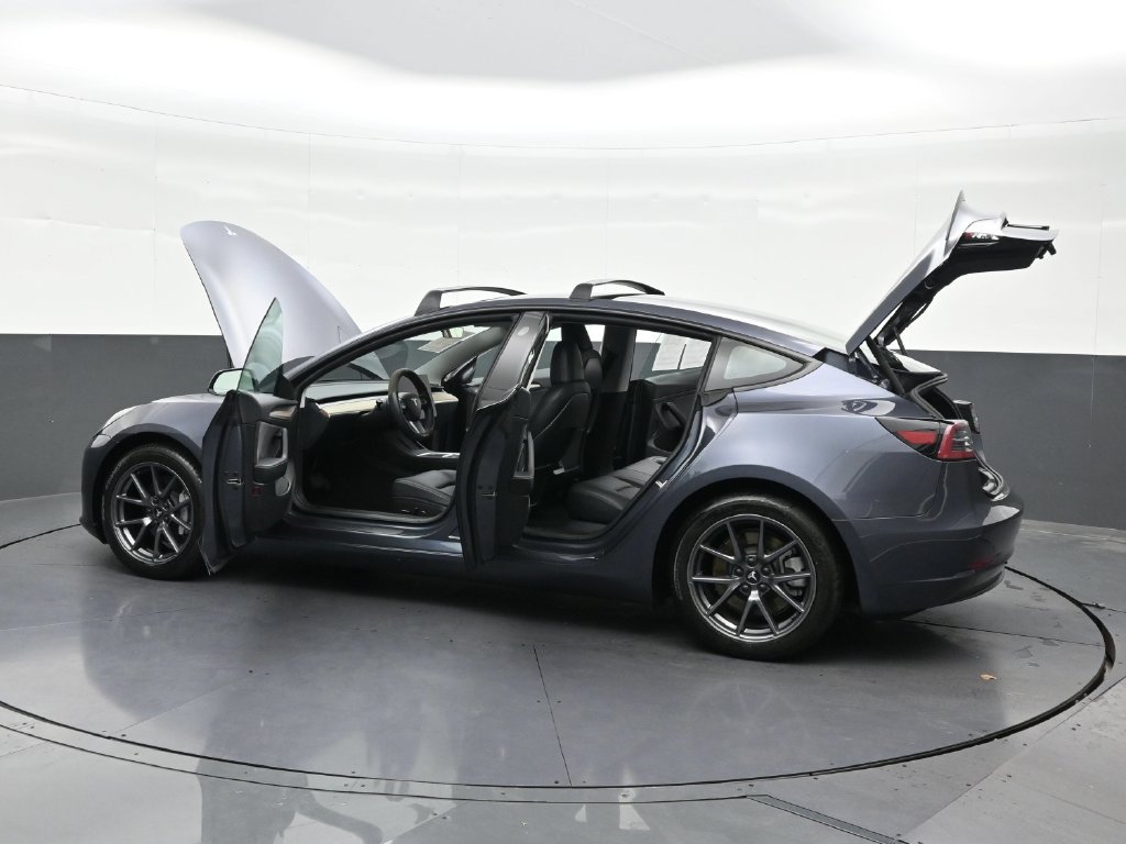 Used 2023 Tesla Model 3 Standard Range RWD image 34
