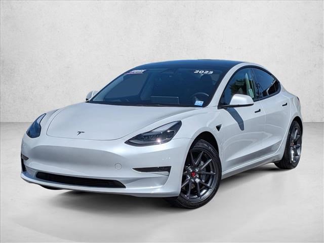 Used 2023 Tesla Model 3 Standard Range RWD image 1