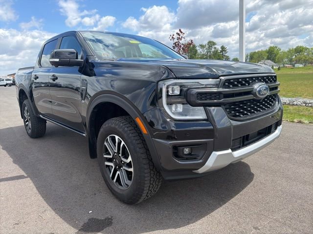 Certified 2025 Ford Ranger Lariat w/ Trailer Tow Package AWD/4WD image 1