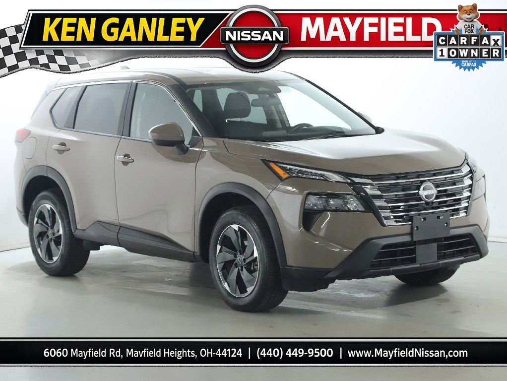 Used 2025 Nissan Rogue SV AWD/4WD image 1