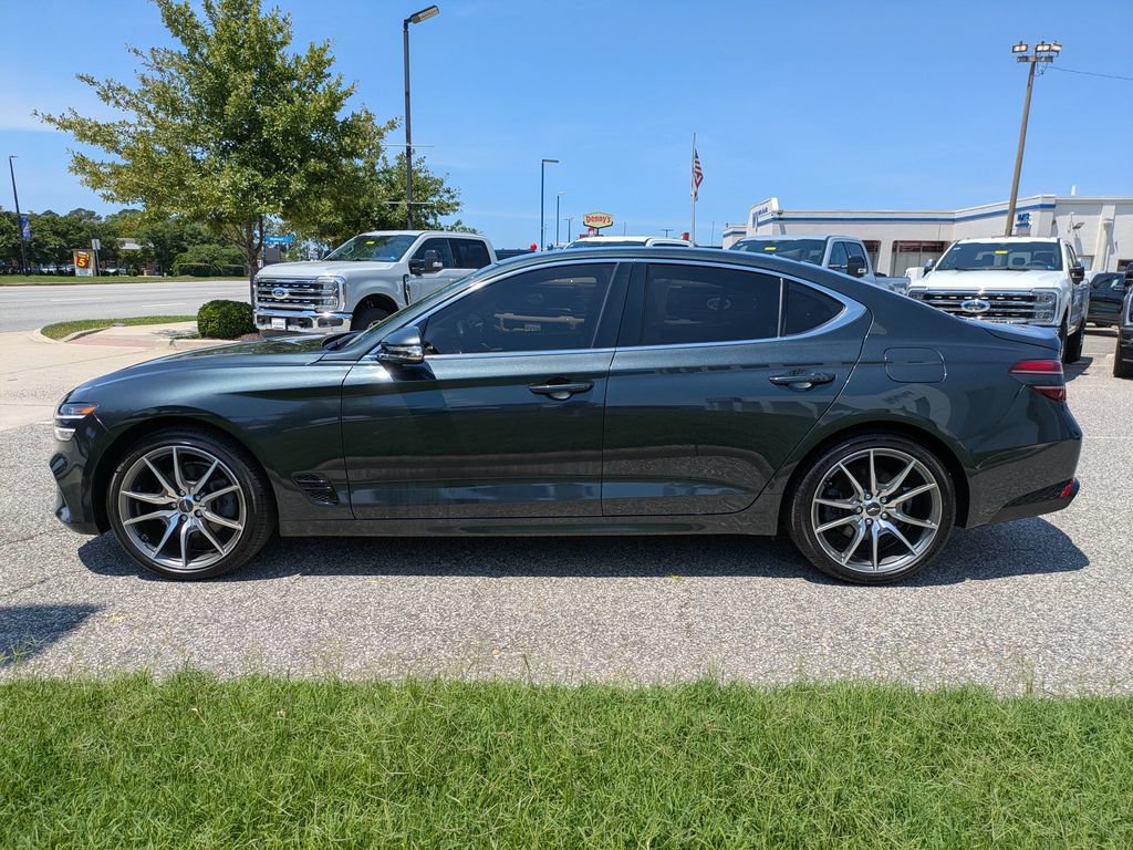 Used 2023 Genesis G70 2.0T AWD/4WD image 7