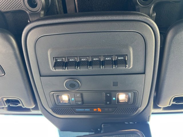 Used 2023 Ford Bronco Wildtrak image 33