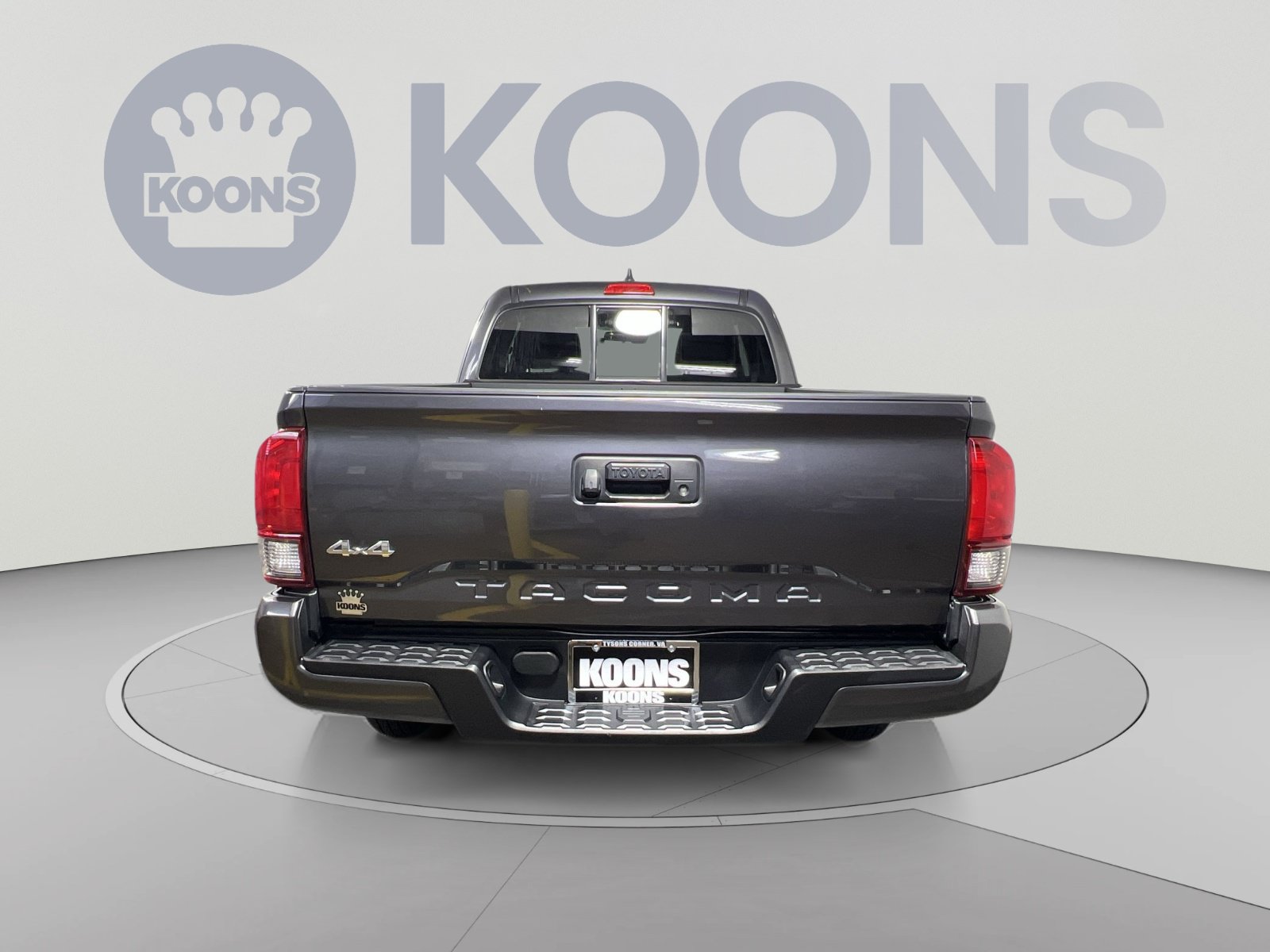 Used 2023 Toyota Tacoma SR w/ SR Convenience Package AWD/4WD image 5