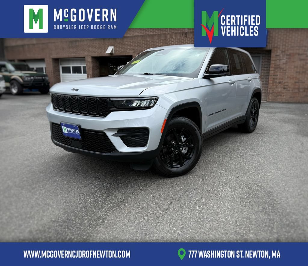 Used 2025 Jeep Grand Cherokee Altitude