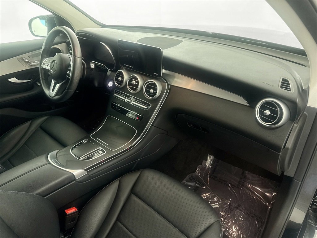 Used 2022 Mercedes-Benz GLC 300 image 28