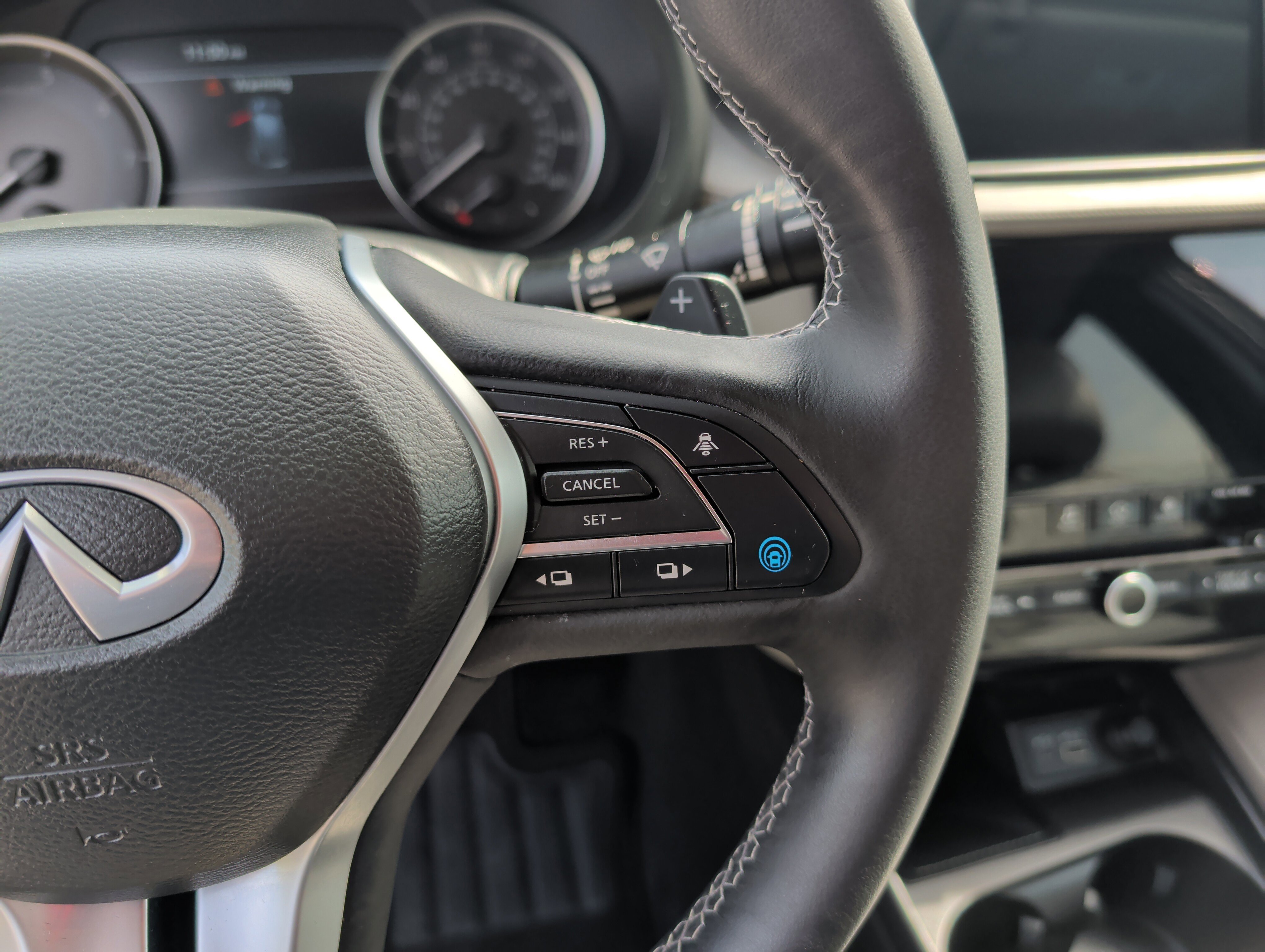 Certified 2025 INFINITI QX50 Luxe w/ Cargo Package image 20