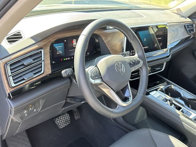 Used 2024 Volkswagen Atlas SE image 20