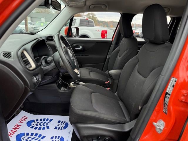 Used 2017 Jeep Renegade Latitude w/ Popular Equipment Group video 2