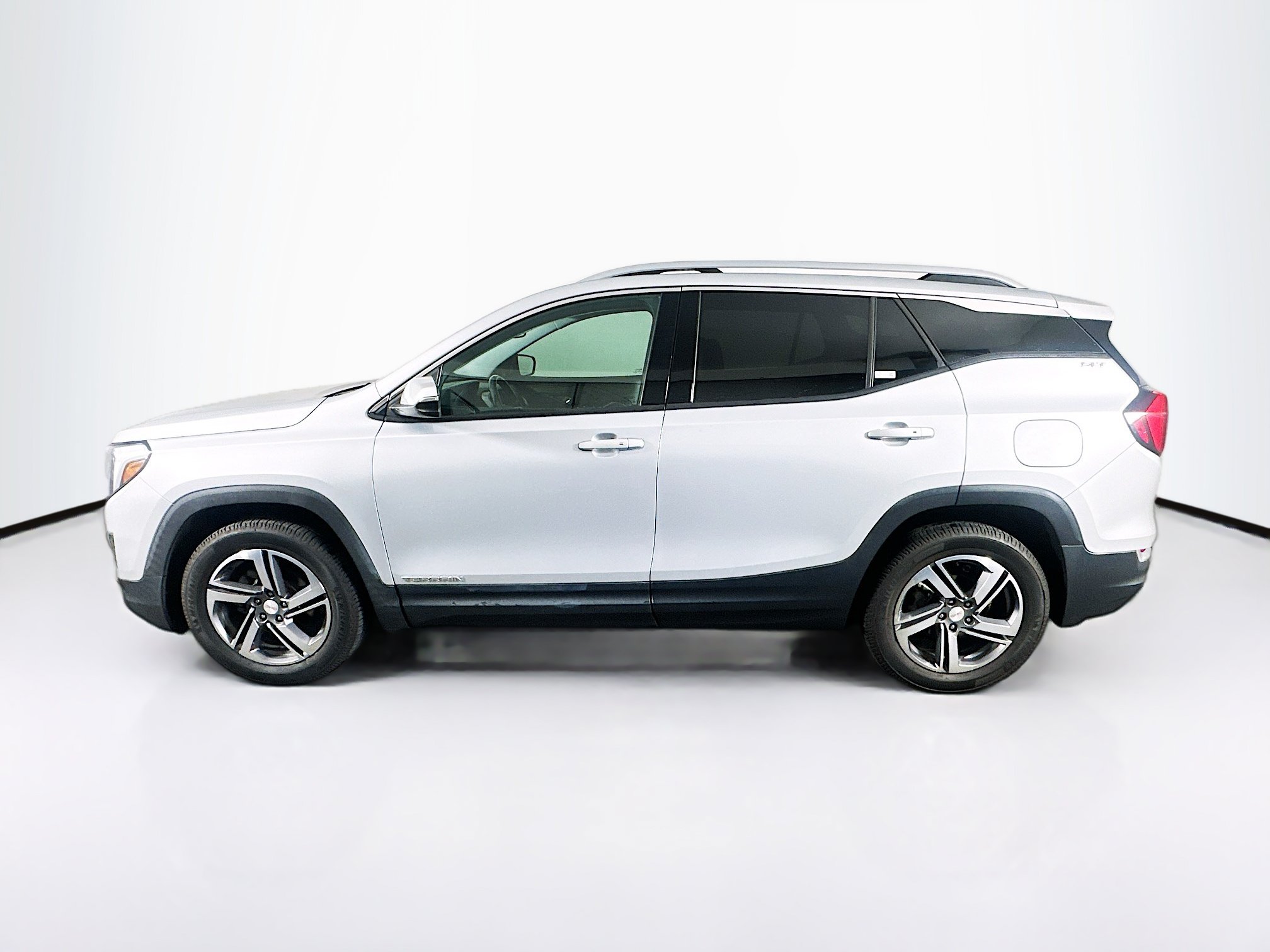 Used 2020 GMC Terrain SLT w/ Preferred Package AWD/4WD image 4