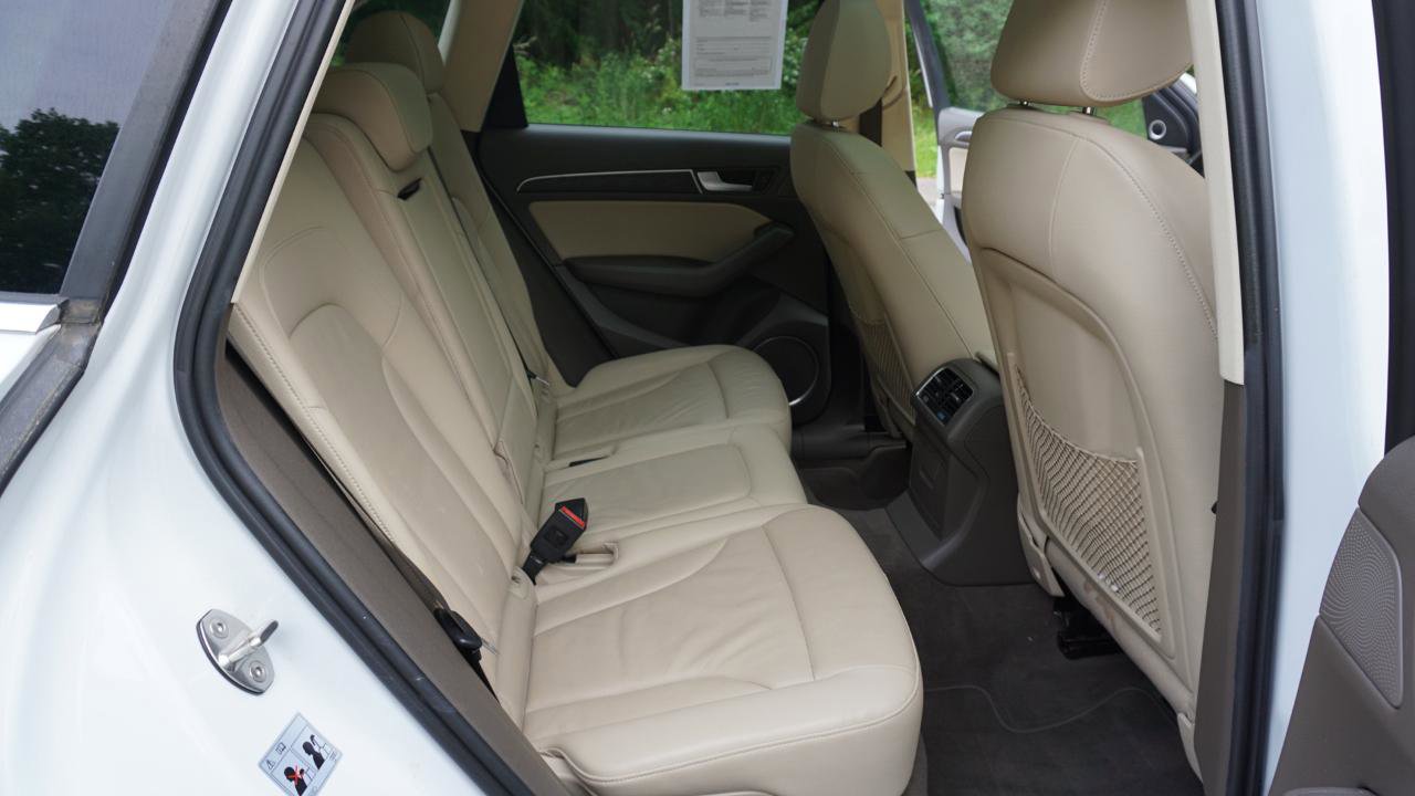 Used 2016 Audi Q5 2.0T Premium Plus AWD/4WD image 23