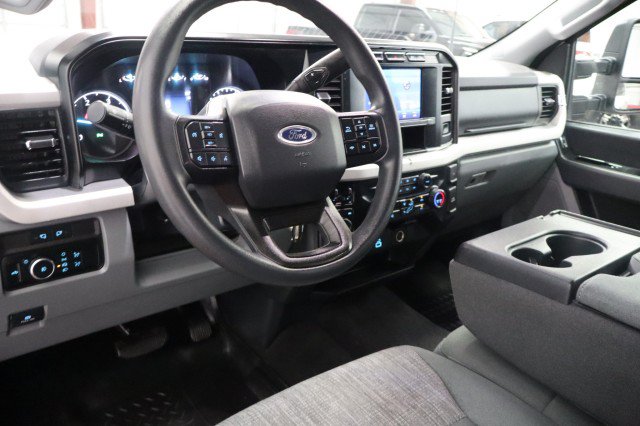 Used 2024 Ford F250 XLT w/ FX4 Off-Road Package AWD/4WD image 32