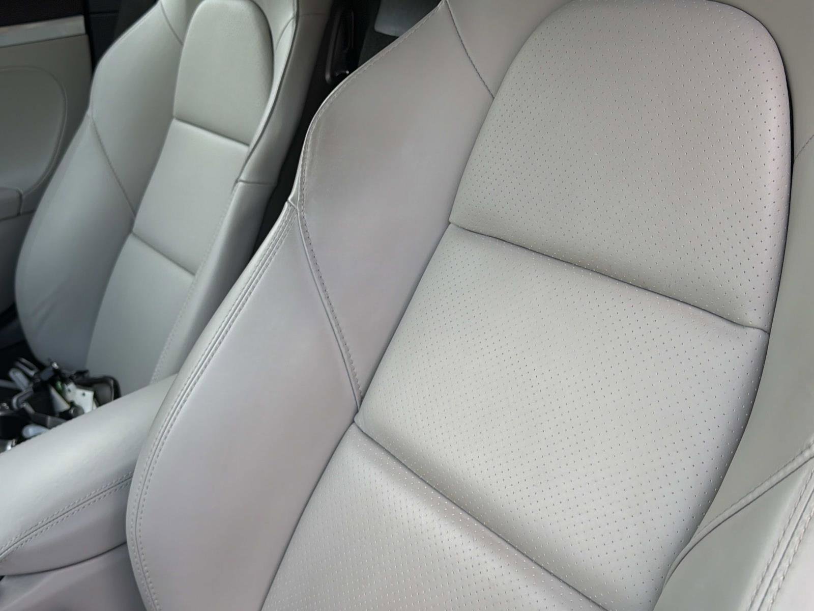 Used 2019 Porsche 718 Cayman S RWD image 16