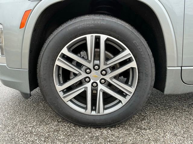 Used 2023 Chevrolet Traverse High Country image 13