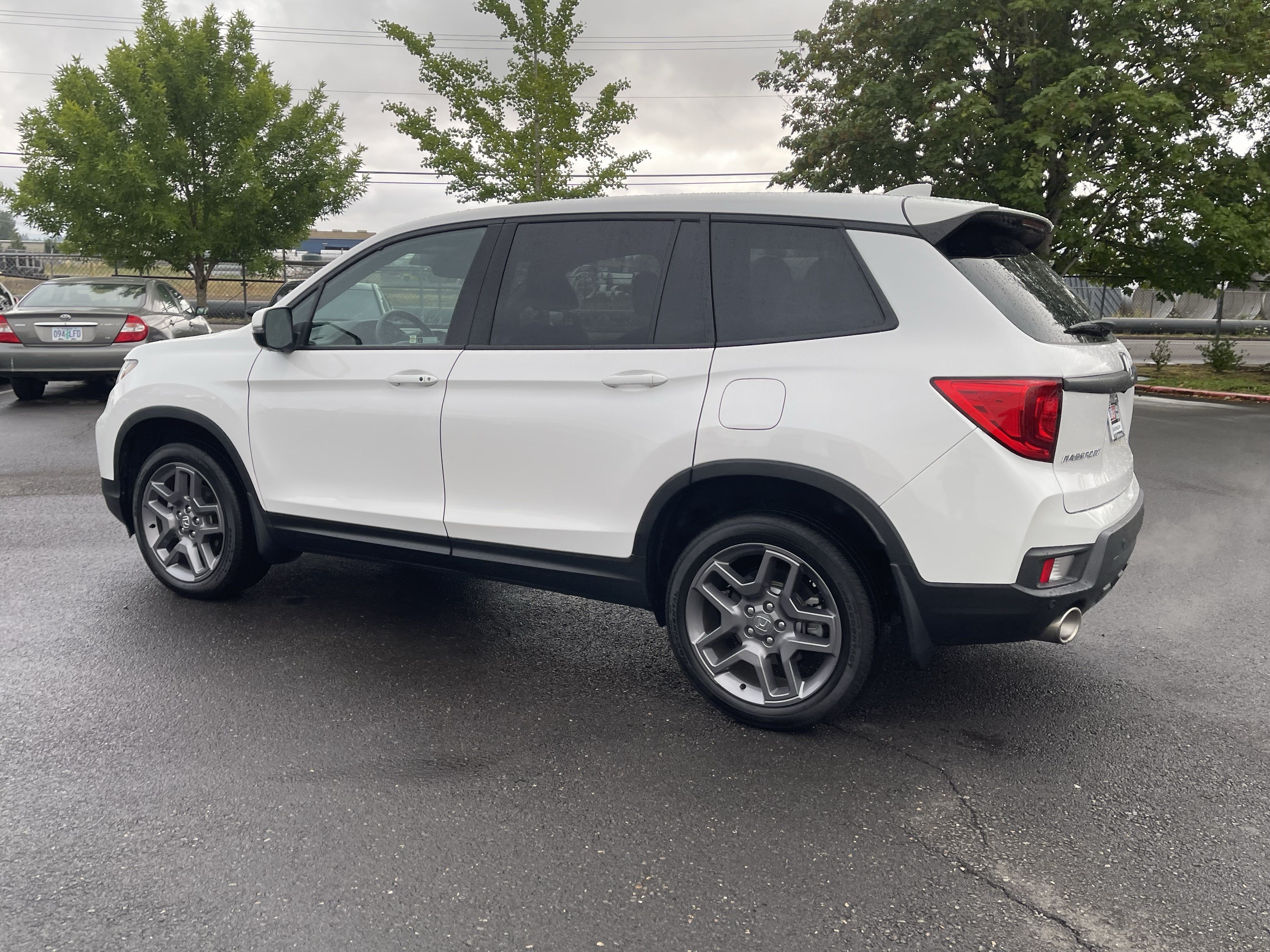 Used 2023 Honda Passport EX-L image 5