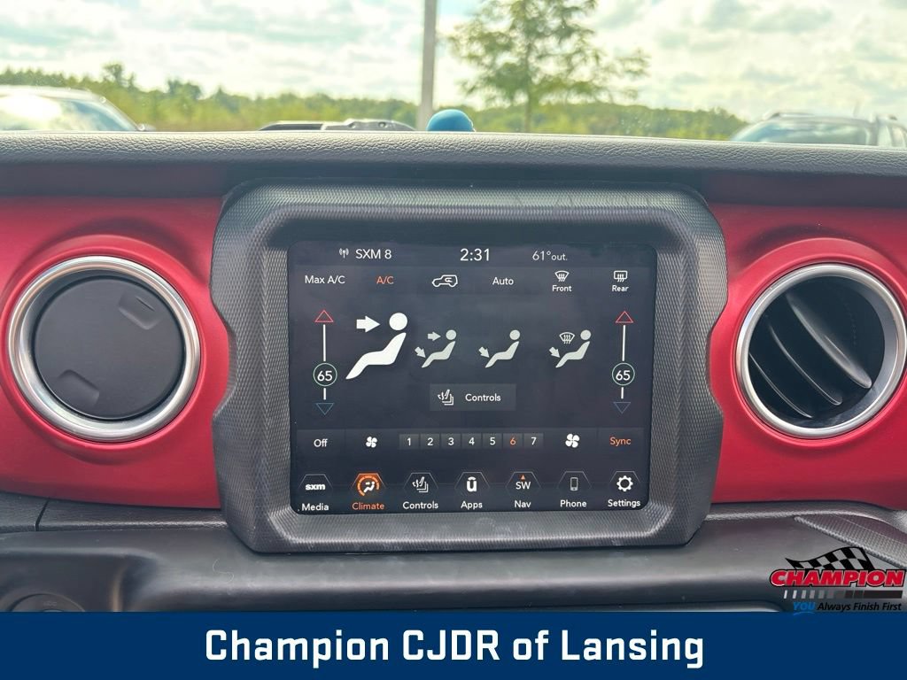 Used 2023 Jeep Wrangler Unlimited Rubicon w/ Cold Weather Group AWD/4WD image 20