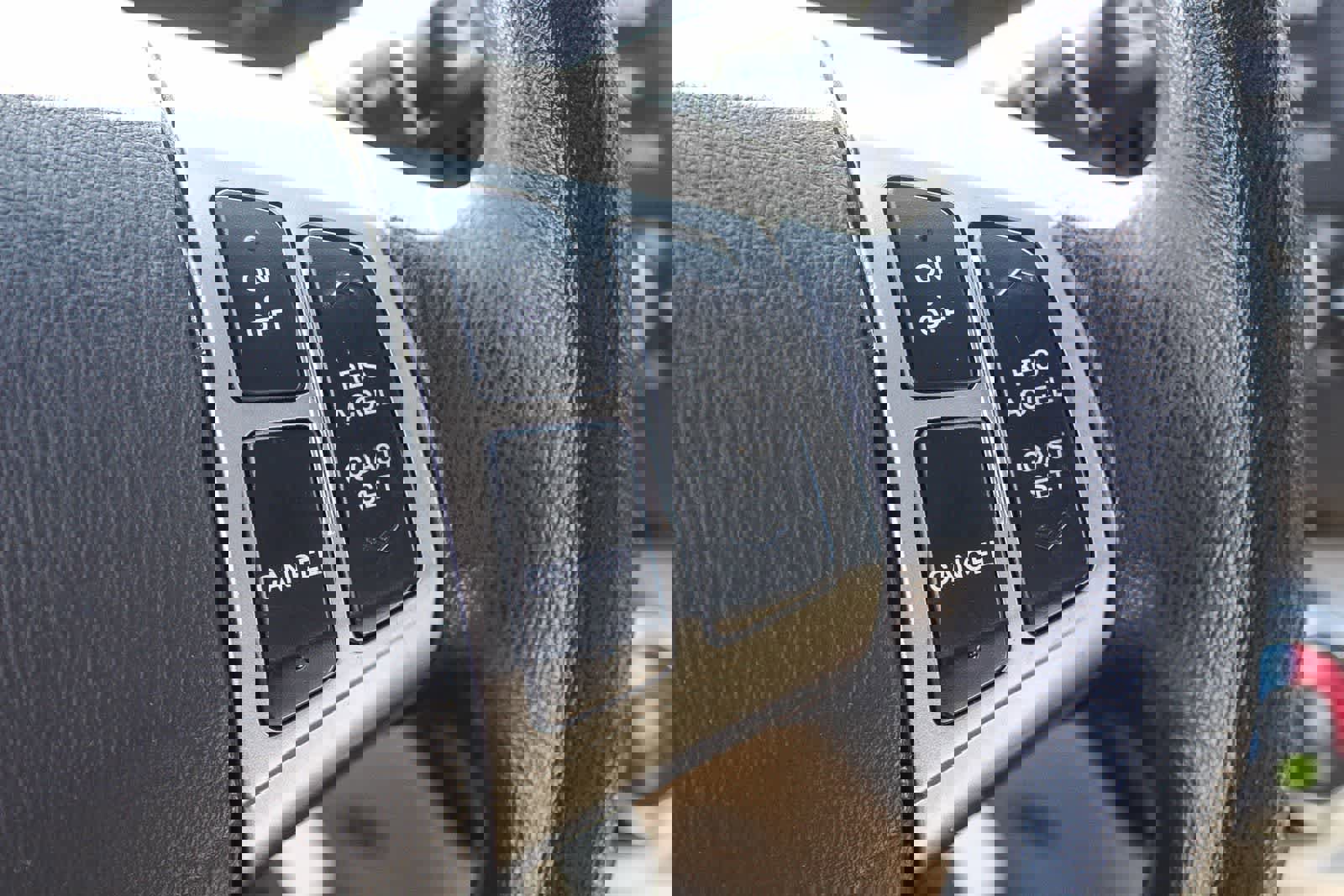 Used 2010 Hyundai Elantra GLS image 30