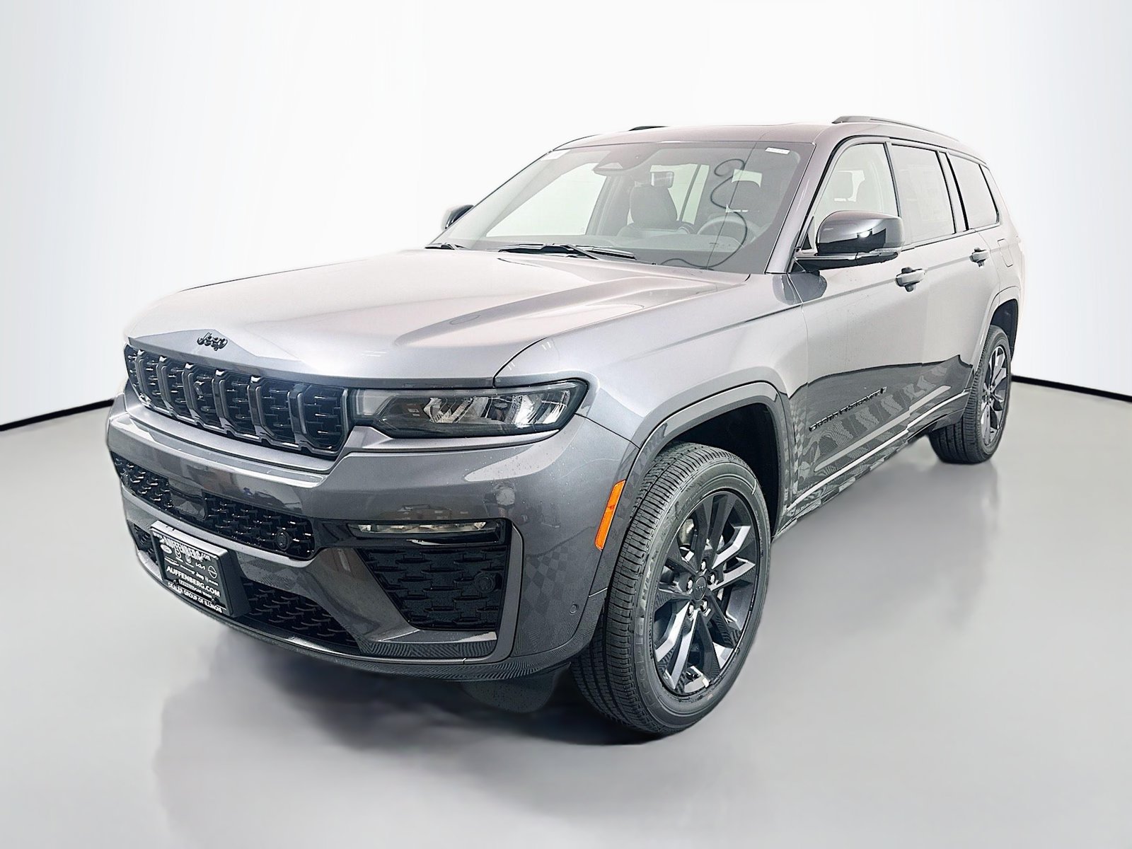 New 2026 Jeep Grand Cherokee L Limited AWD/4WD image 3
