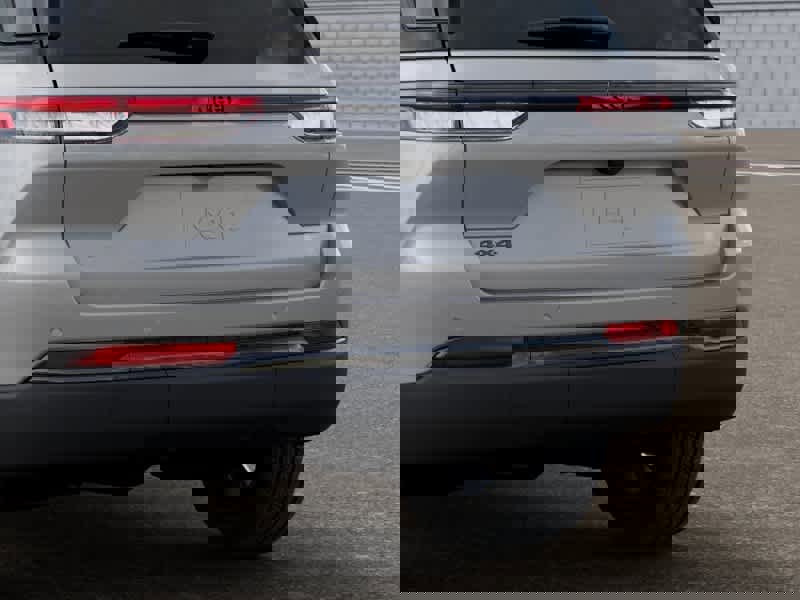 New 2025 Jeep Grand Cherokee Limited image 13