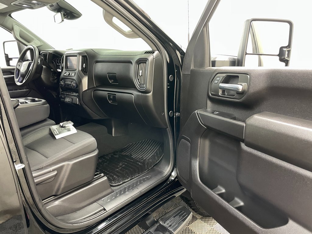 Certified 2025 Chevrolet Silverado 2500 Custom w/ Custom Value Package image 35