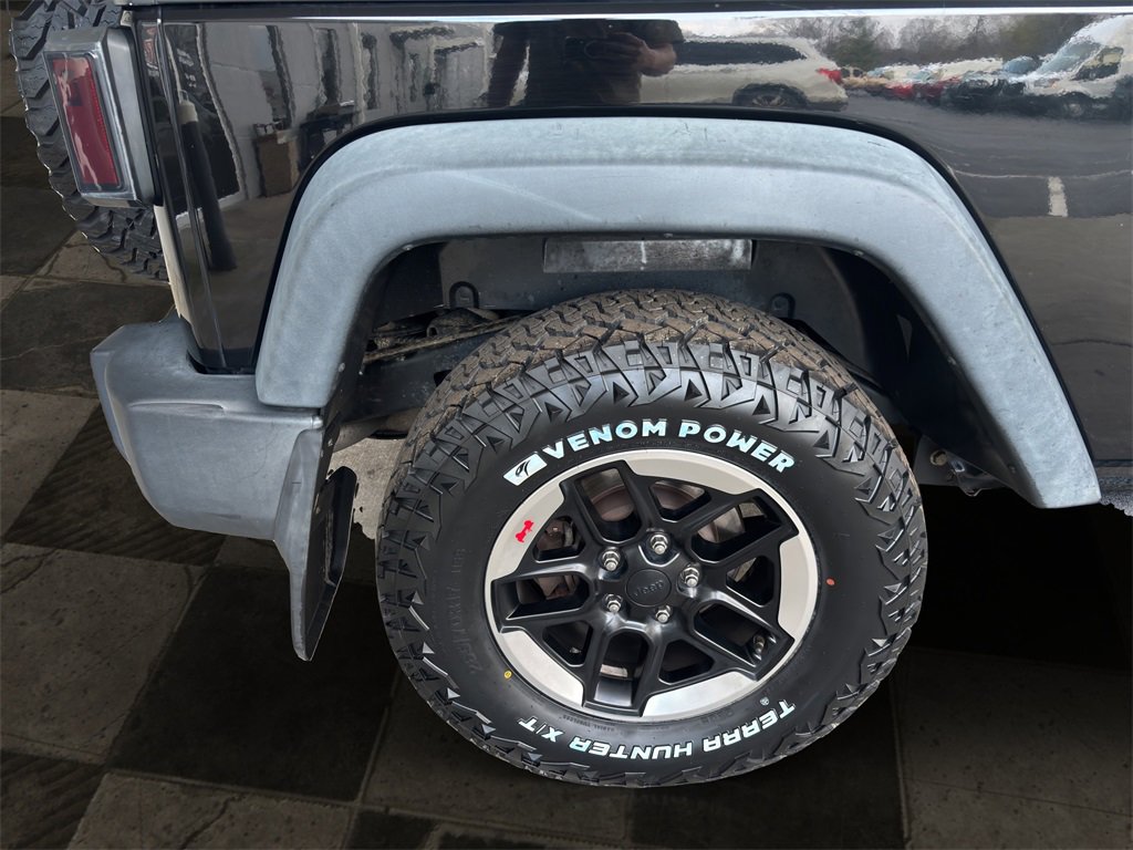 Used 2015 Jeep Wrangler Sport image 8