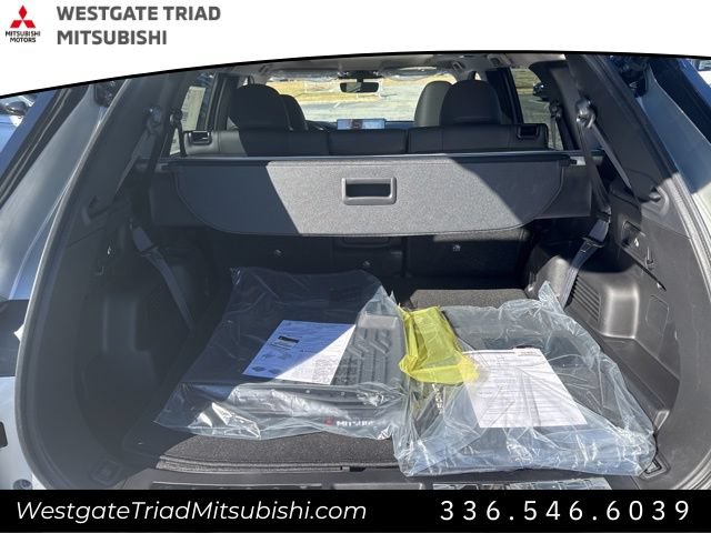 New 2026 Mitsubishi Outlander SEL FWD image 28