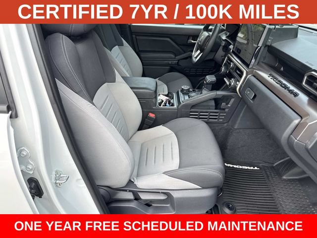Used 2025 Toyota Tacoma TRD Off-Road AWD/4WD image 9