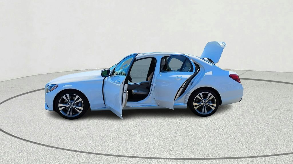 Used 2018 Mercedes-Benz C 300 Sedan image 11