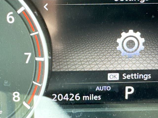 Used 2023 Nissan Rogue SV AWD/4WD image 12