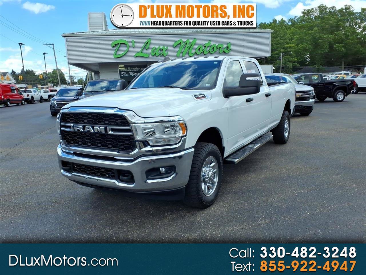 Used 2024 RAM 2500 Tradesman w/ Chrome Appearance Group AWD/4WD image 1