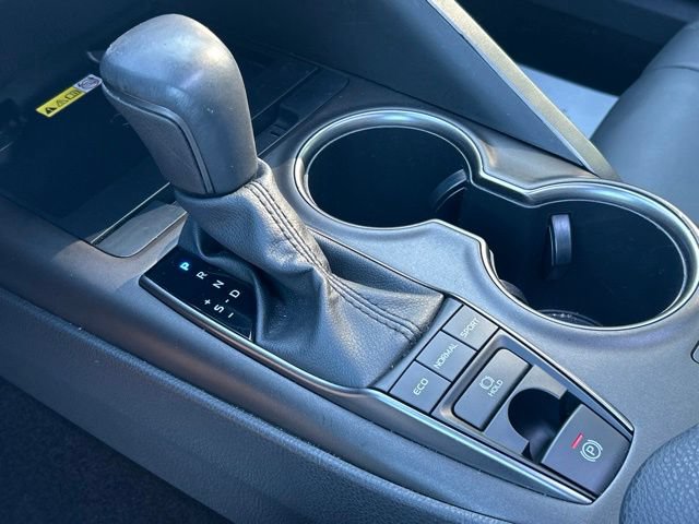 Certified 2022 Toyota Camry XSE FWD image 61