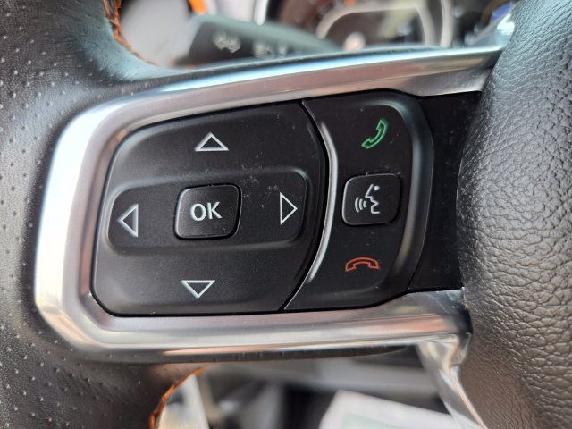 Used 2023 Jeep Gladiator Mojave w/ Cold Weather Group AWD/4WD image 35