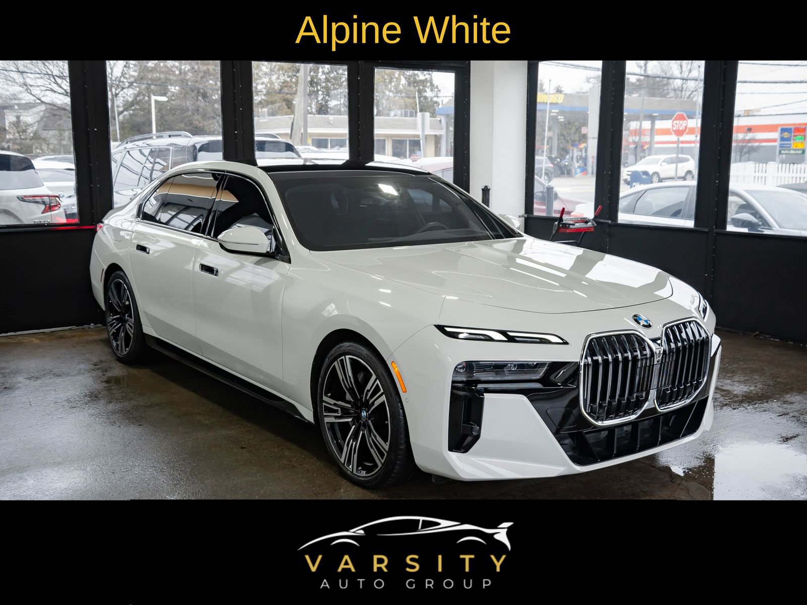 Used 2025 BMW 740i image 3