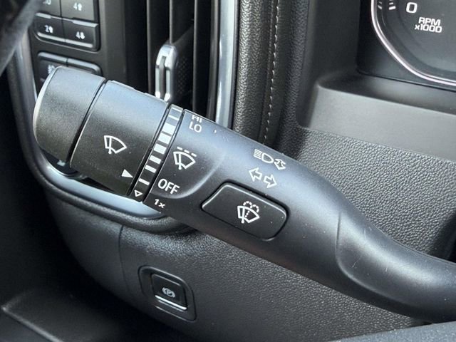 Used 2022 GMC Sierra 1500 SLT w/ SLT Premium Package AWD/4WD image 19