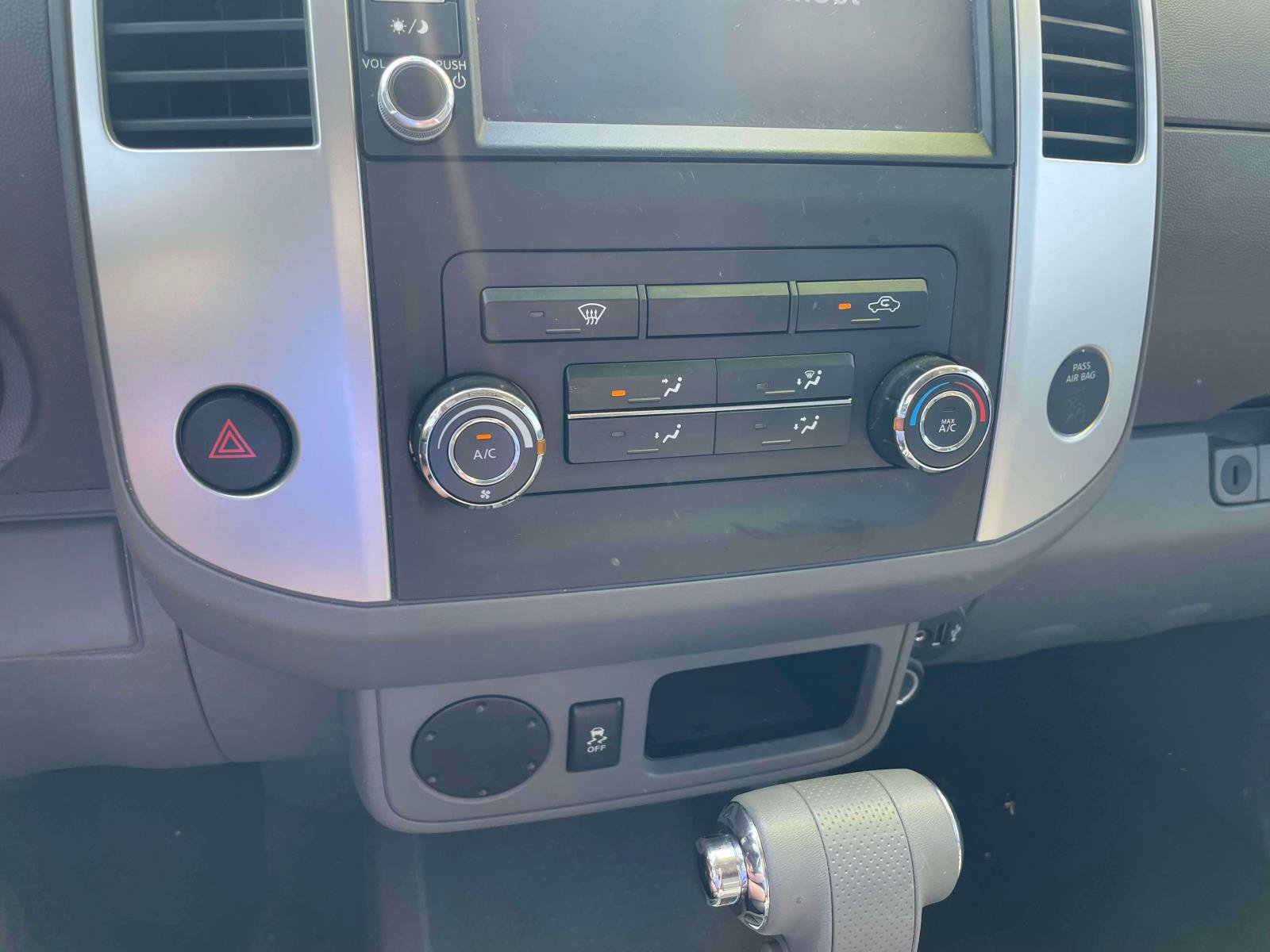 Used 2019 Nissan Frontier SV RWD image 17
